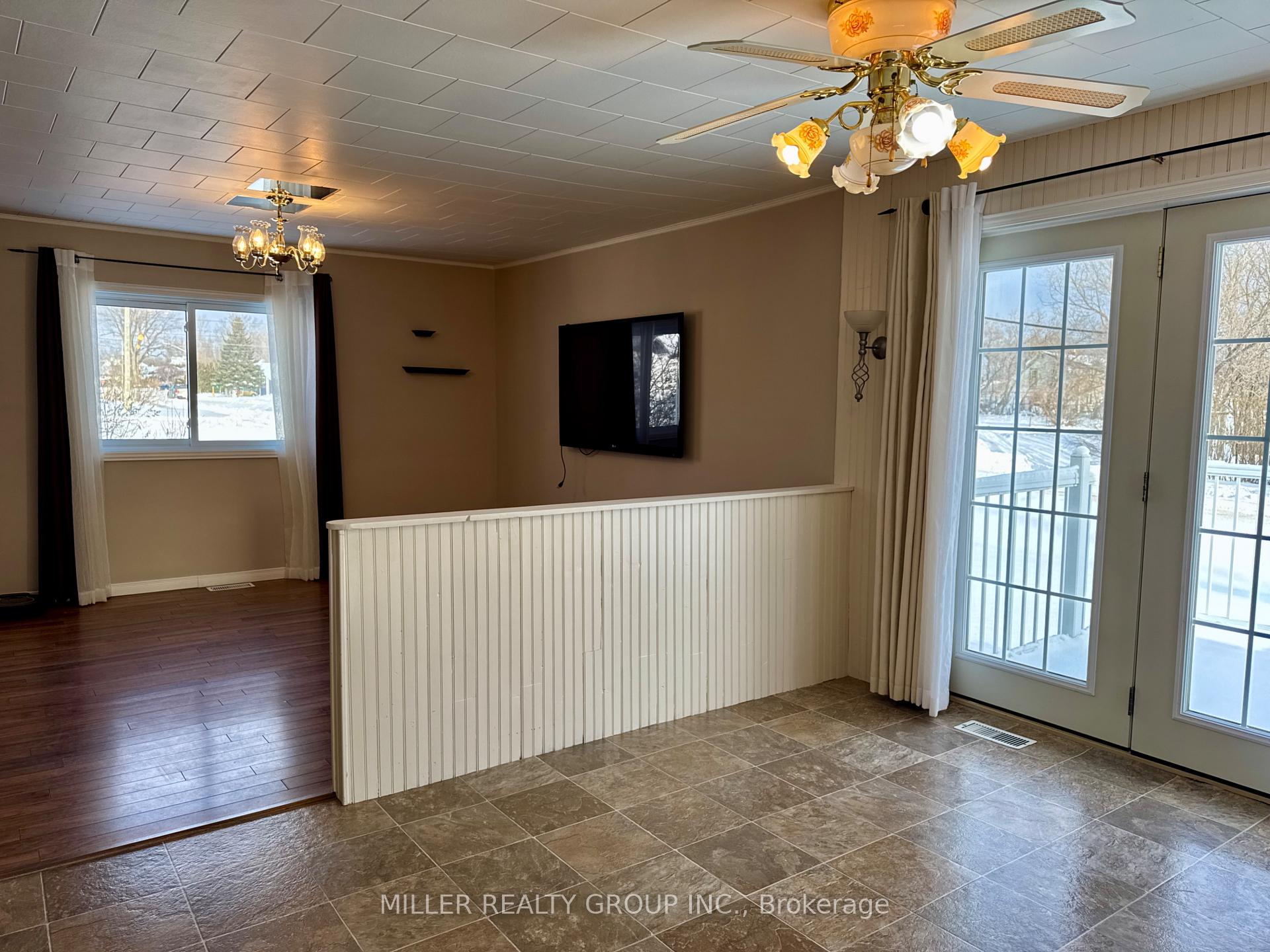 Photo 21 of 399 Lakeview Avenue, Temiskaming Shores, Haileybury — HOMEH
