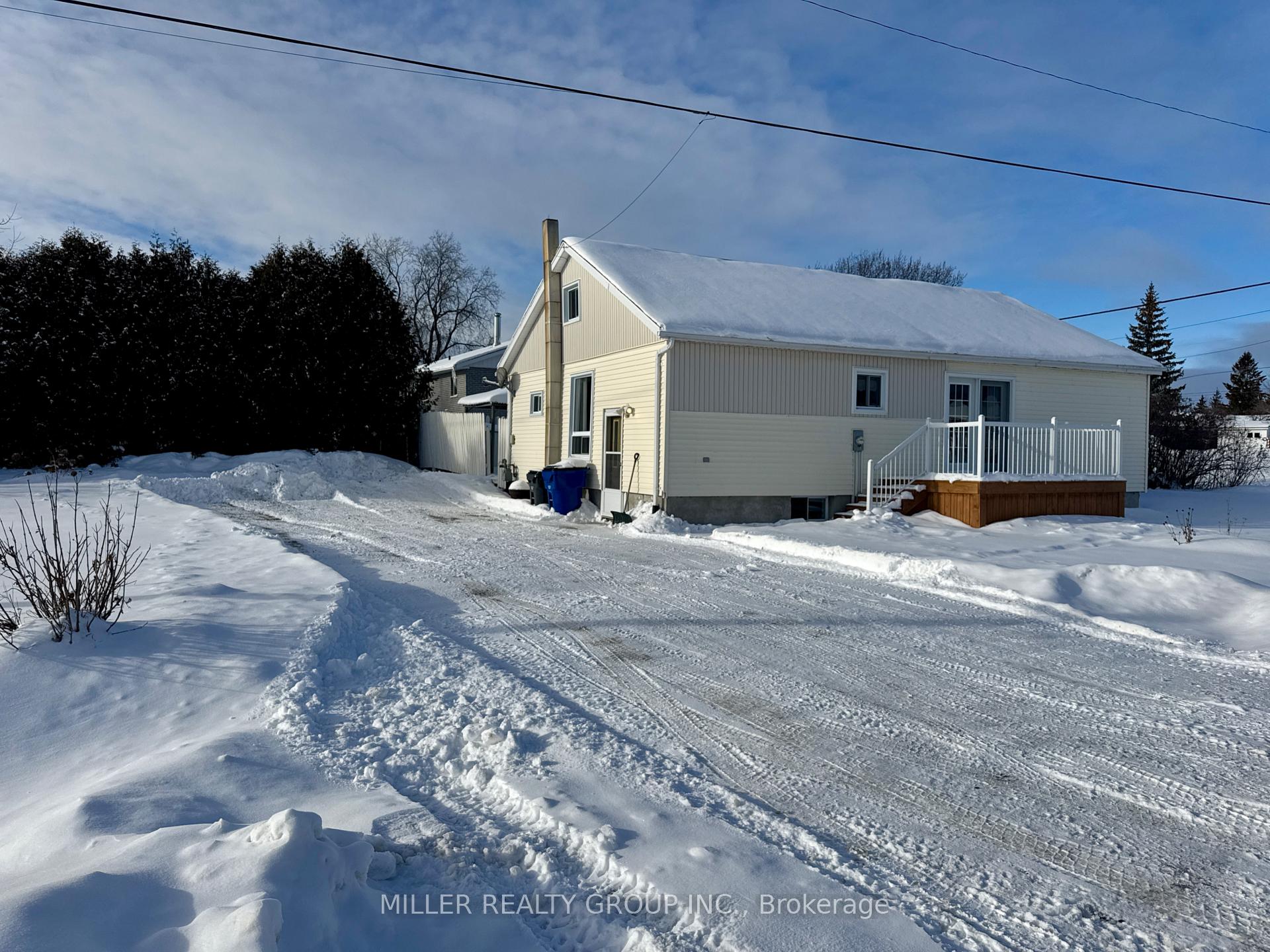 Photo 32 of 399 Lakeview Avenue, Temiskaming Shores, Haileybury — HOMEH