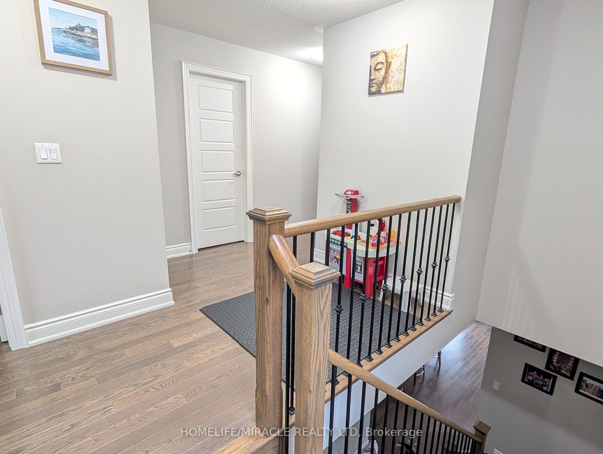 Photo 15 of Unit (Upper), 14 Banner Elk Street, Brampton, Brampton West — HOMEH