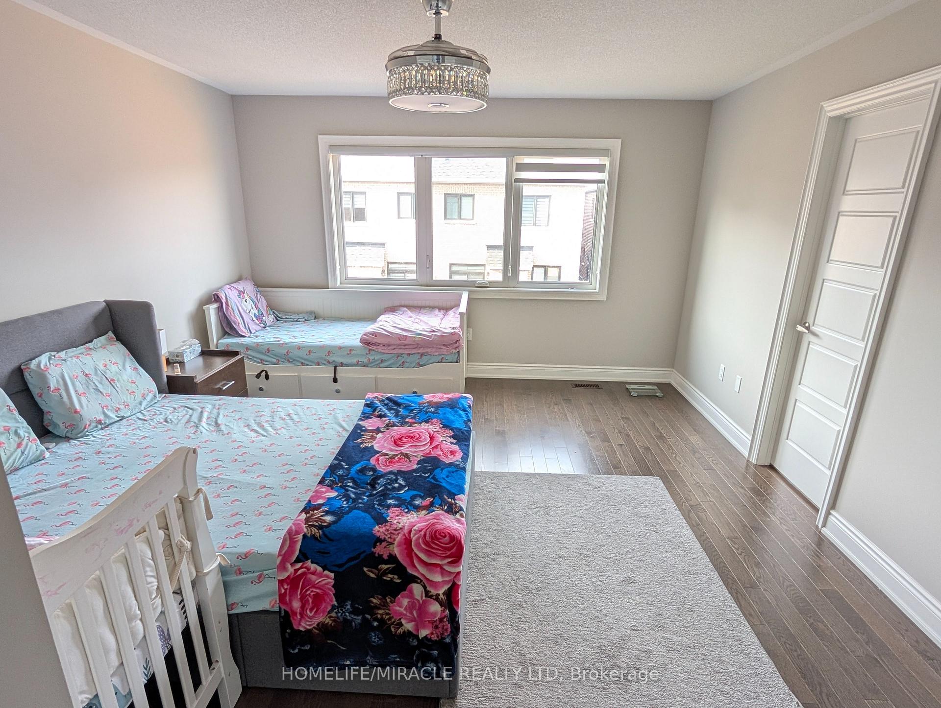 Photo 24 of Unit (Upper), 14 Banner Elk Street, Brampton, Brampton West — HOMEH