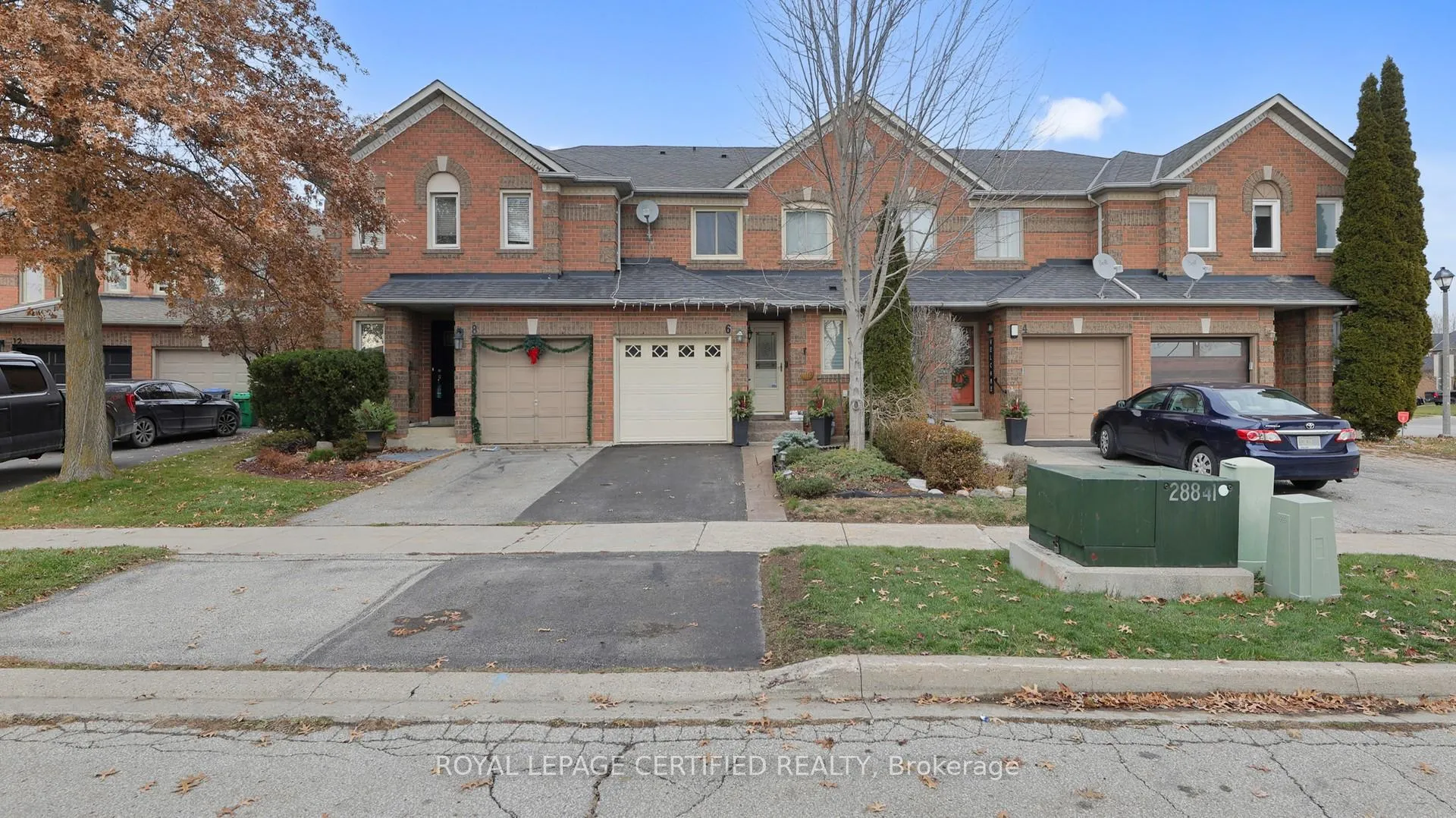 Photo 2 of 6 Alderbrook Place, Caledon, Bolton North — HOMEH