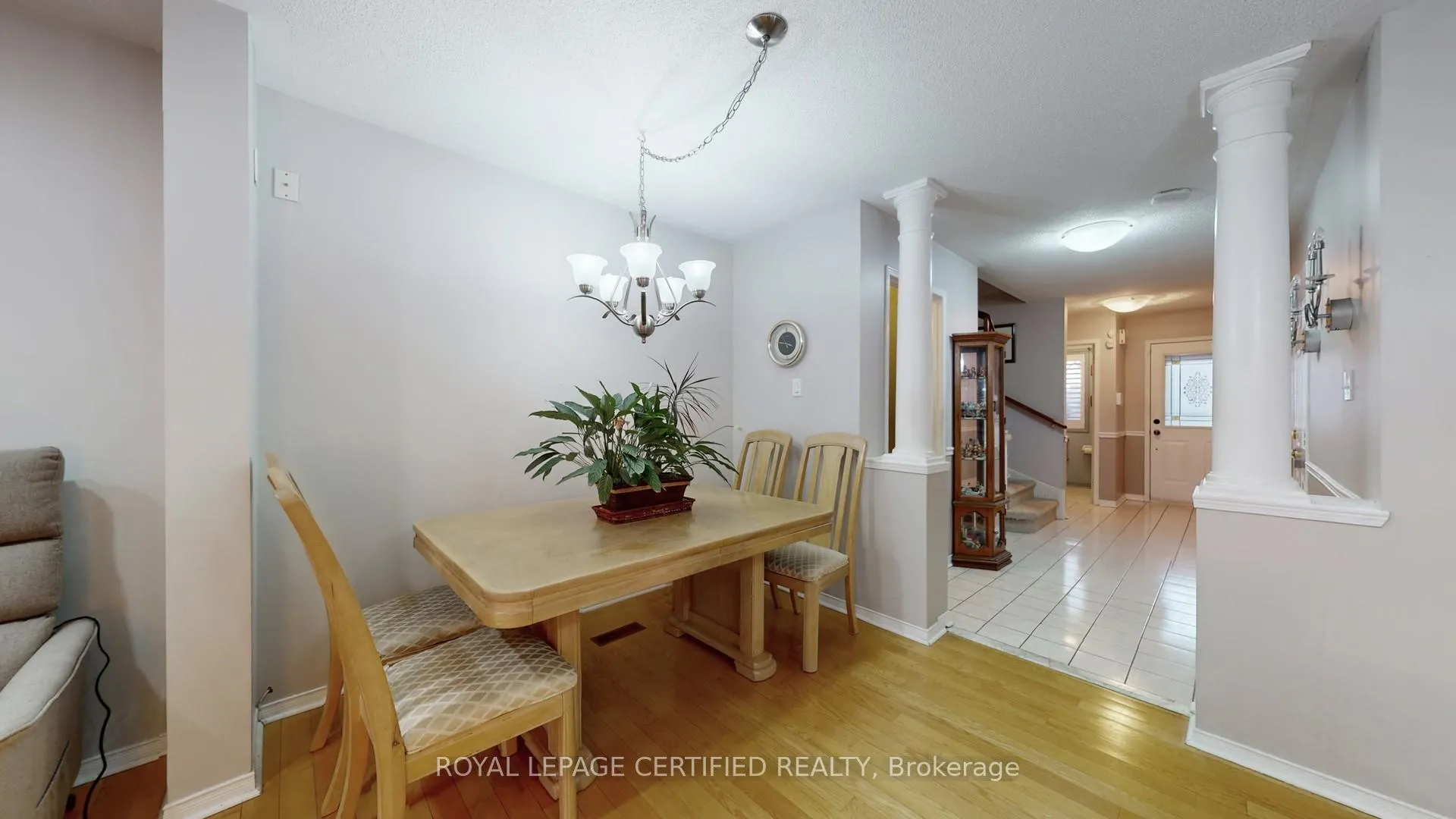 Photo 10 of 6 Alderbrook Place, Caledon, Bolton North — HOMEH