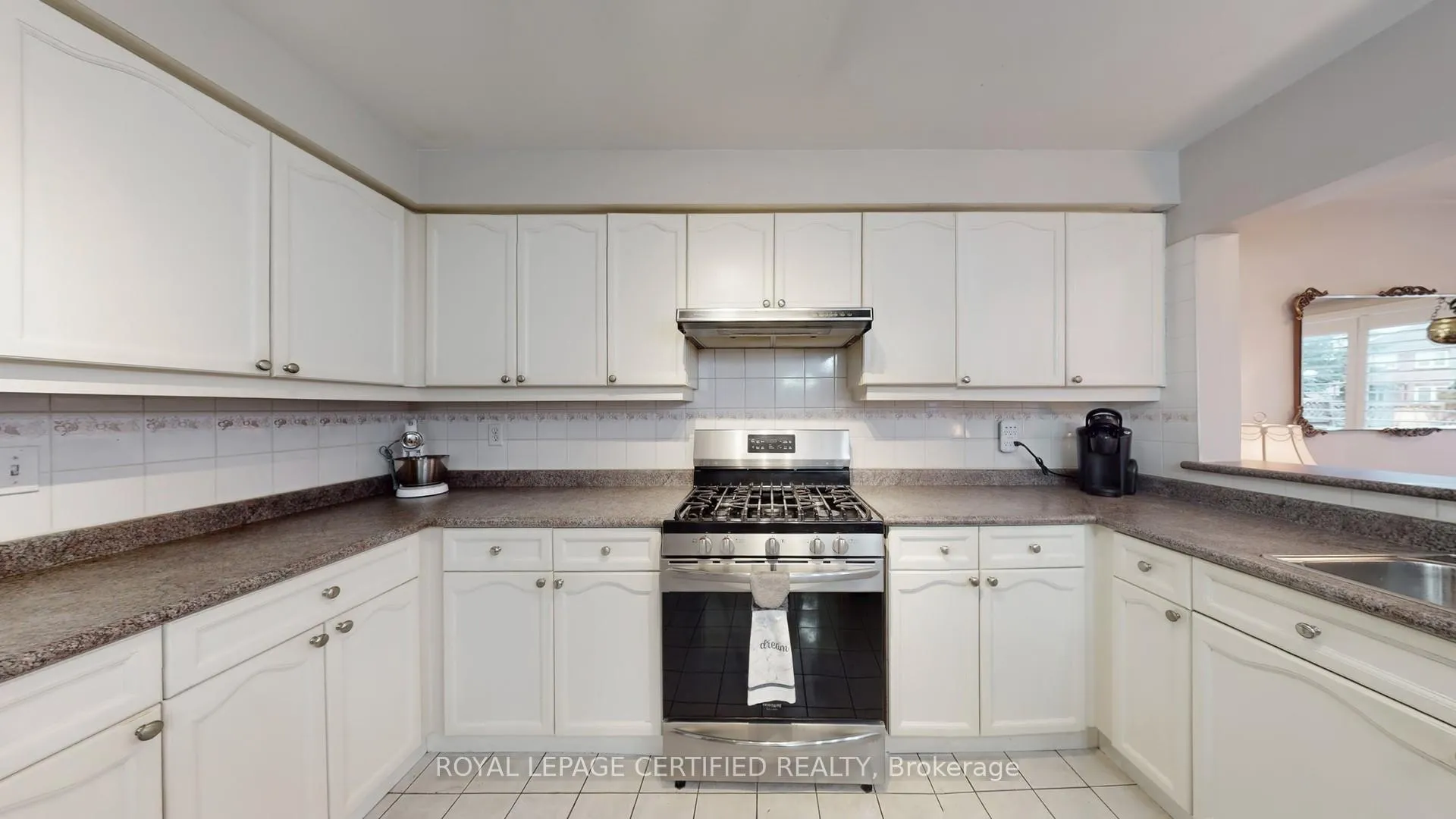 Photo 18 of 6 Alderbrook Place, Caledon, Bolton North — HOMEH