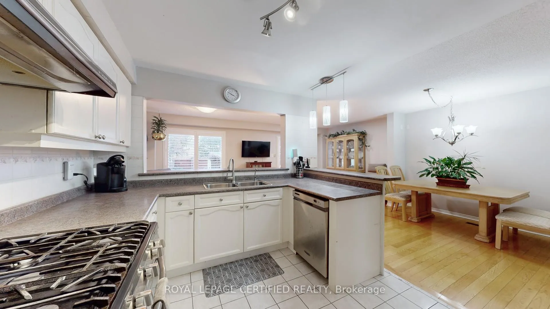 Photo 19 of 6 Alderbrook Place, Caledon, Bolton North — HOMEH