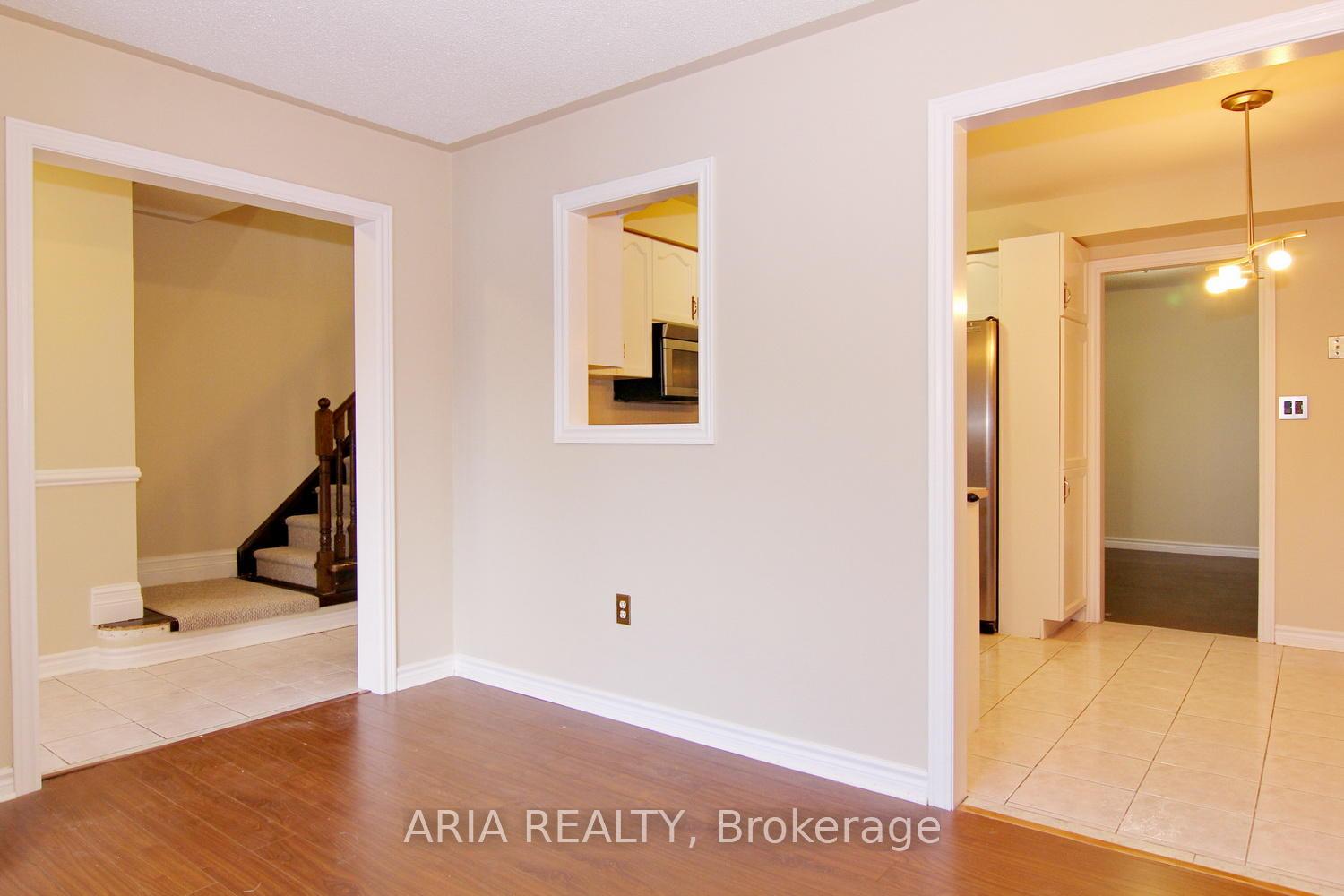 Photo 10 of 192 Pressed Brick Drive, Brampton, Brampton North — HOMEH