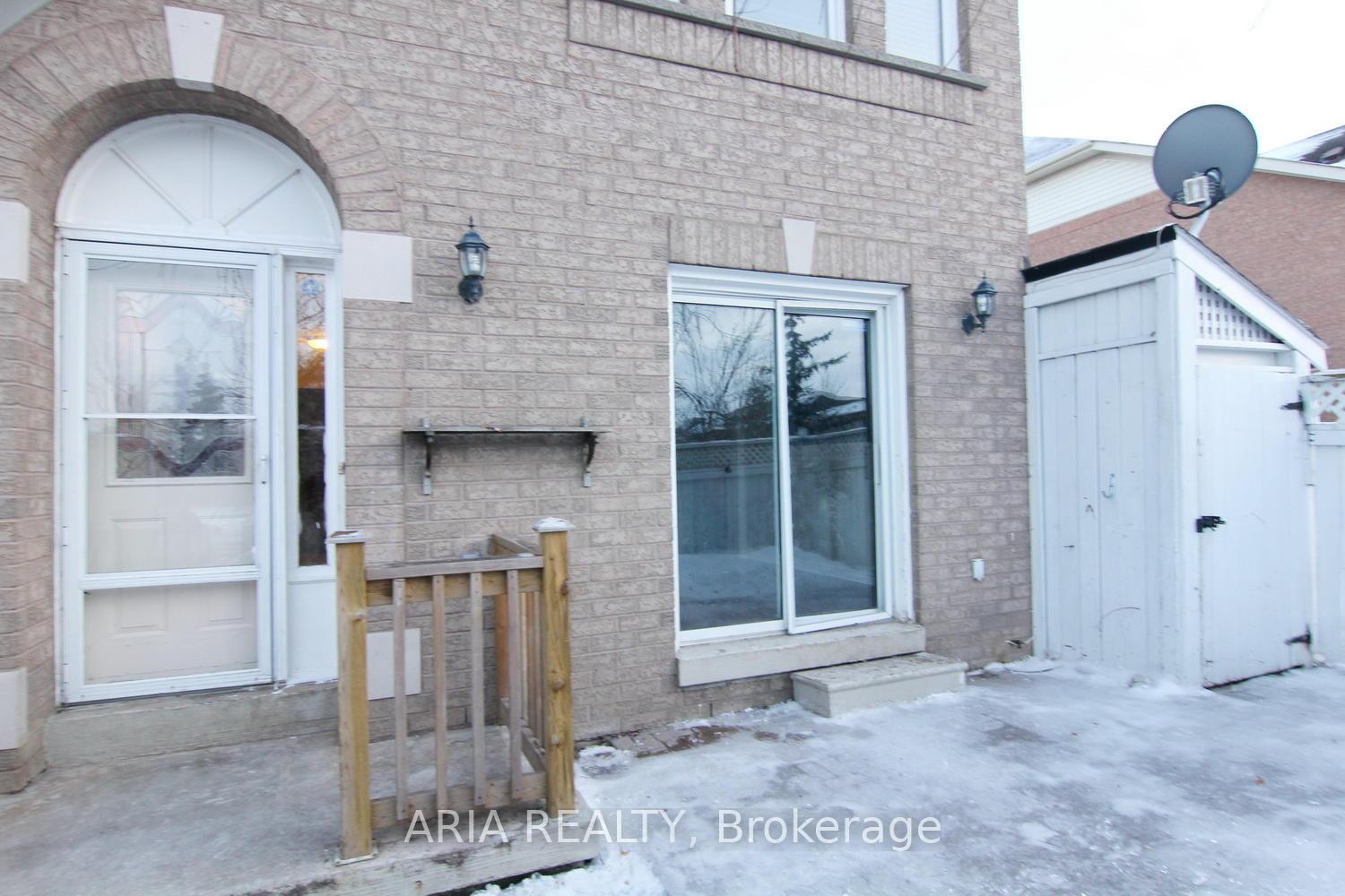 Photo 12 of 192 Pressed Brick Drive, Brampton, Brampton North — HOMEH