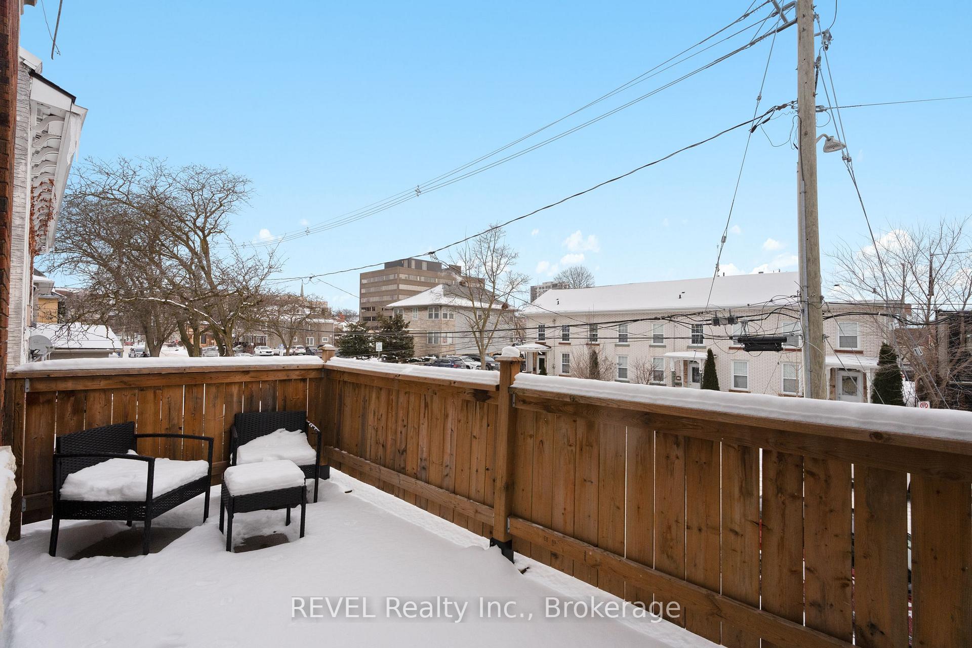 Photo 10 of Unit Upper, 1 Duke Street, St. Catharines, Downtown — HOMEH