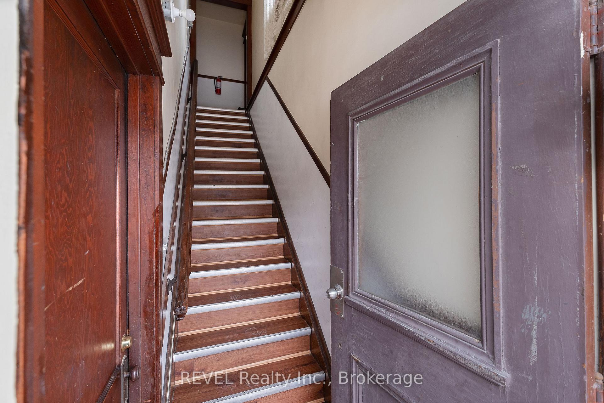 Photo 12 of Unit Upper, 1 Duke Street, St. Catharines, Downtown — HOMEH