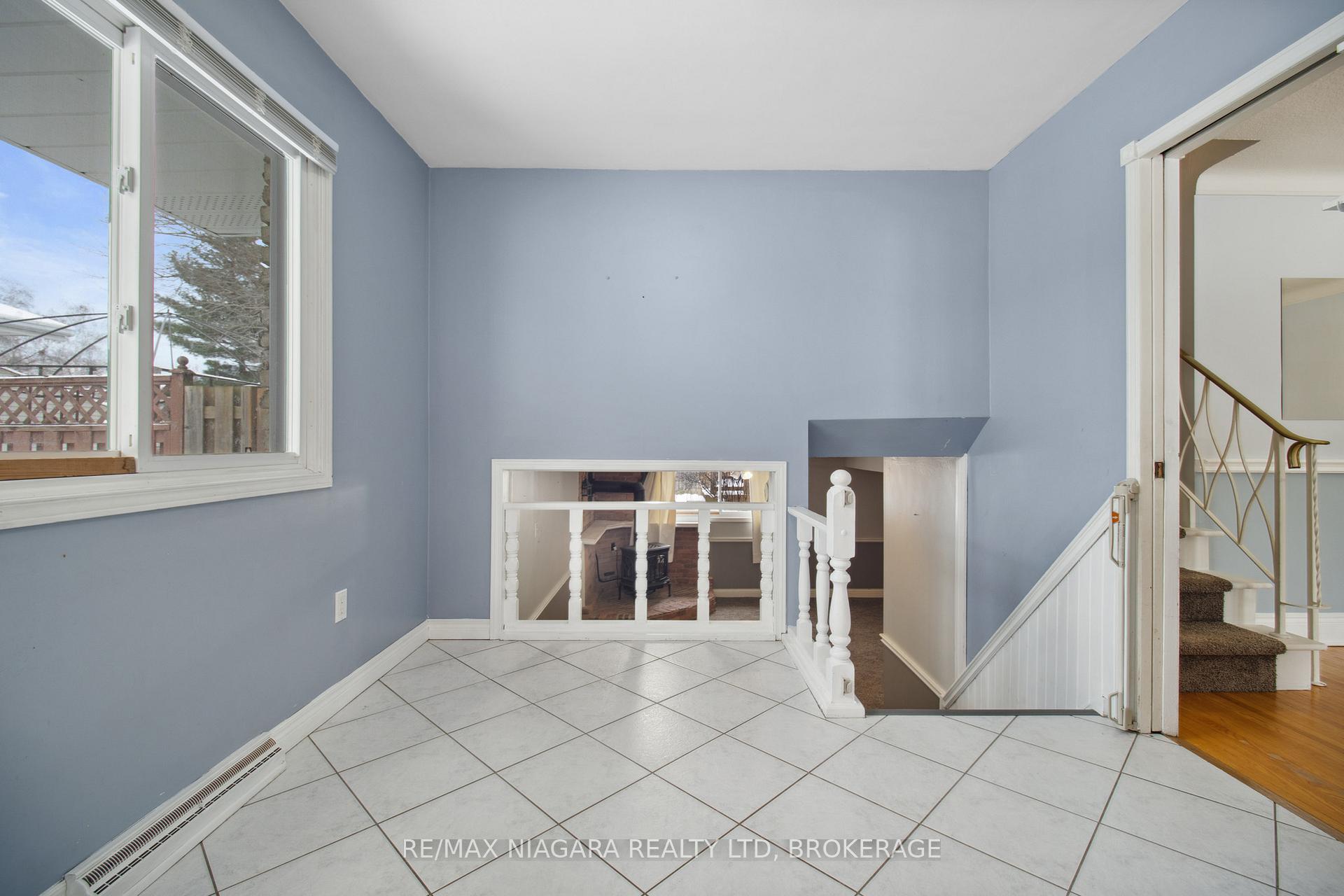 Photo 15 of Unit Unit 1, 34 Leaside Drive, St. Catharines, Carlton/Bunting — HOMEH