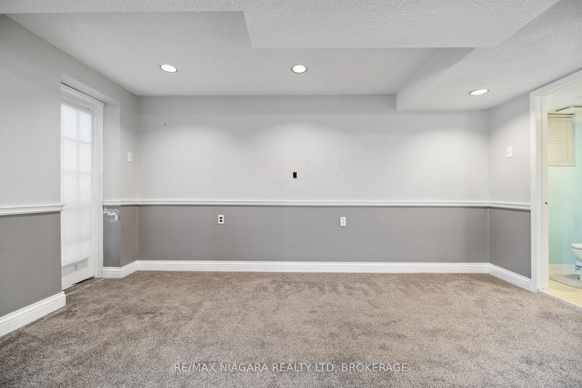 Photo 61 of Unit Unit 1, 34 Leaside Drive, St. Catharines, Carlton/Bunting — HOMEH