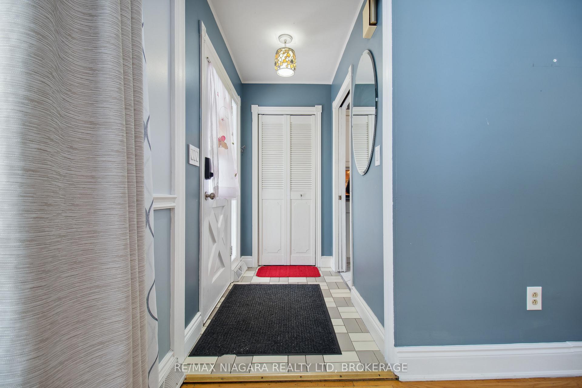Photo 23 of Unit Unit 1, 34 Leaside Drive, St. Catharines, Carlton/Bunting — HOMEH