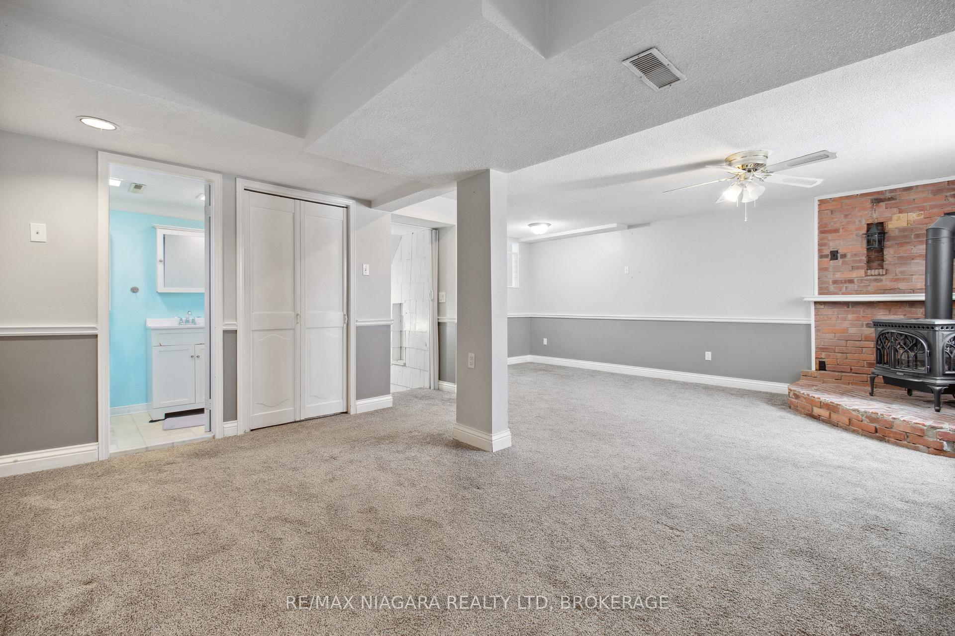 Photo 46 of Unit Unit 1, 34 Leaside Drive, St. Catharines, Carlton/Bunting — HOMEH