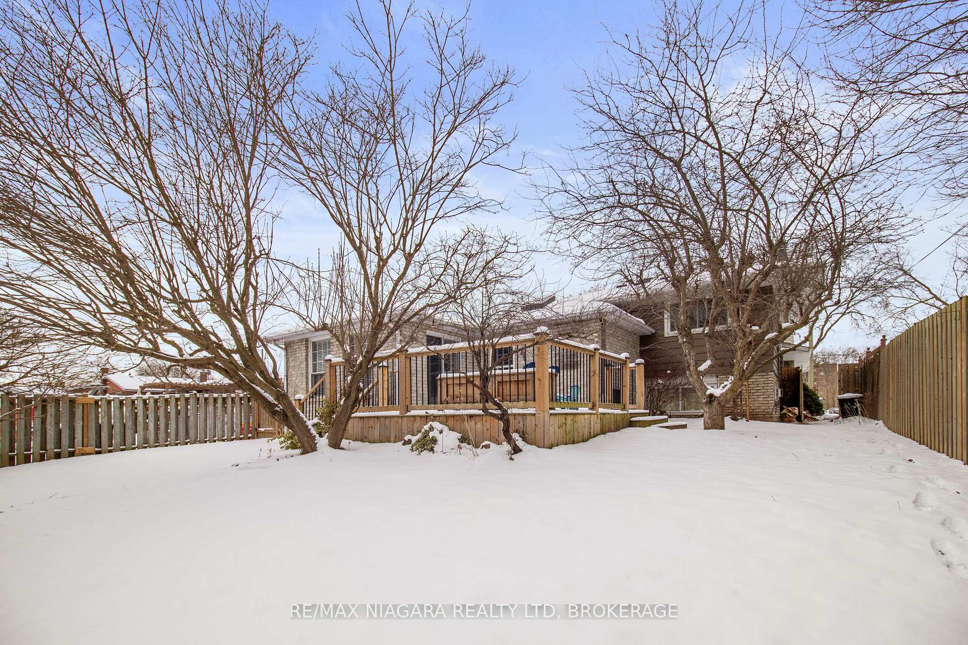 Photo 54 of Unit Unit 1, 34 Leaside Drive, St. Catharines, Carlton/Bunting — HOMEH