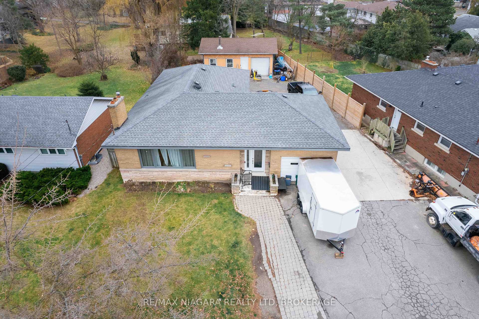 Photo 1 of 314 Grantham Avenue, St. Catharines, Carlton/Bunting — HOMEH