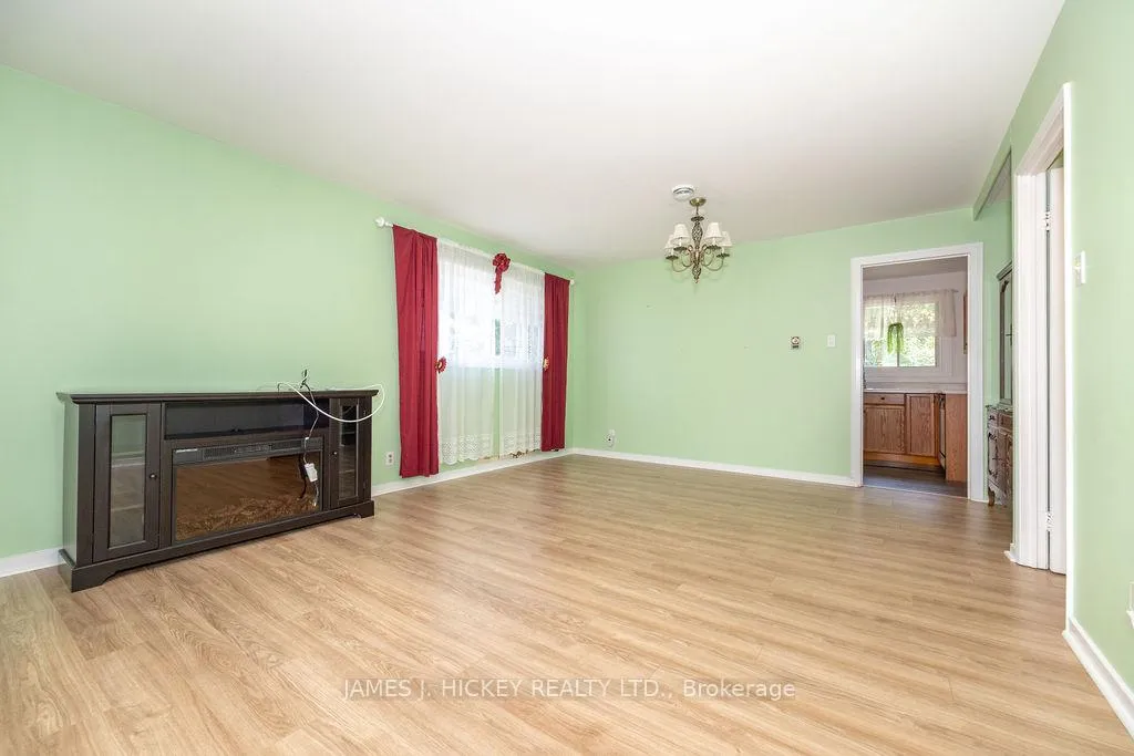 Photo 11 of 28 Lasalle Drive, Deep River — HOMEH