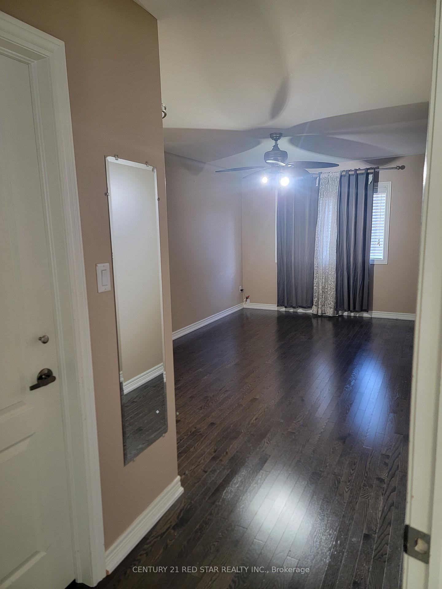 Photo 10 of 10 Seedland Crescent, Brampton, Sandringham-Wellington — HOMEH