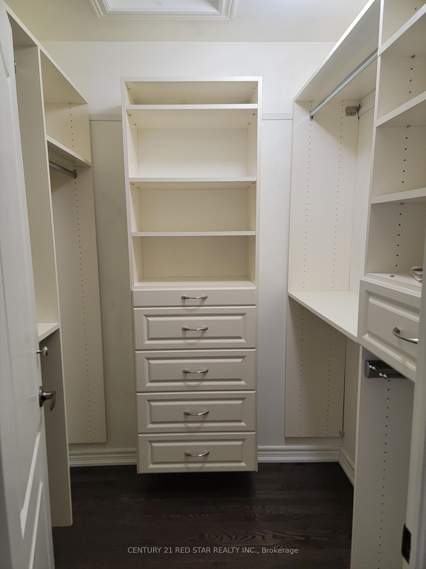 Photo 14 of 10 Seedland Crescent, Brampton, Sandringham-Wellington — HOMEH