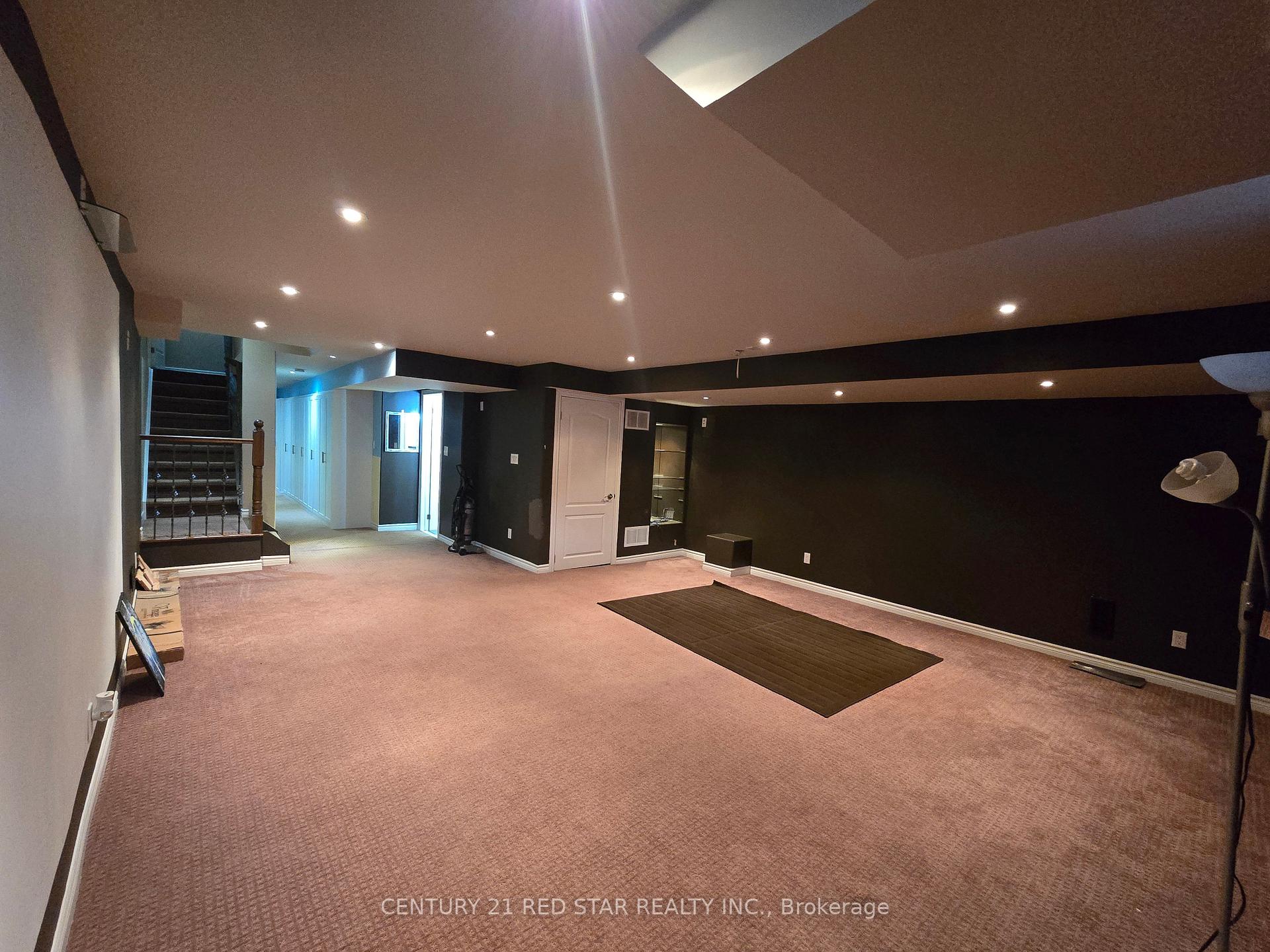 Photo 17 of 10 Seedland Crescent, Brampton, Sandringham-Wellington — HOMEH