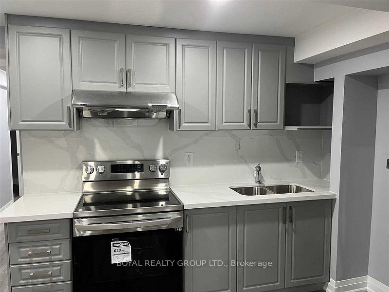 Photo 2 of Unit Bsmt, 24 Leopard Gate, Brampton, Sandringham-Wellington — HOMEH