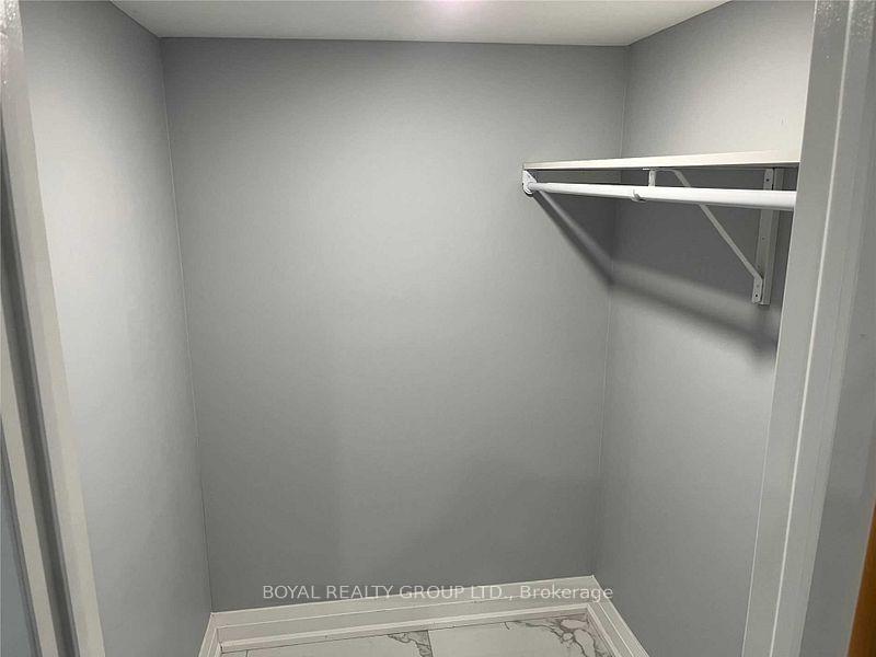 Photo 13 of Unit Bsmt, 24 Leopard Gate, Brampton, Sandringham-Wellington — HOMEH