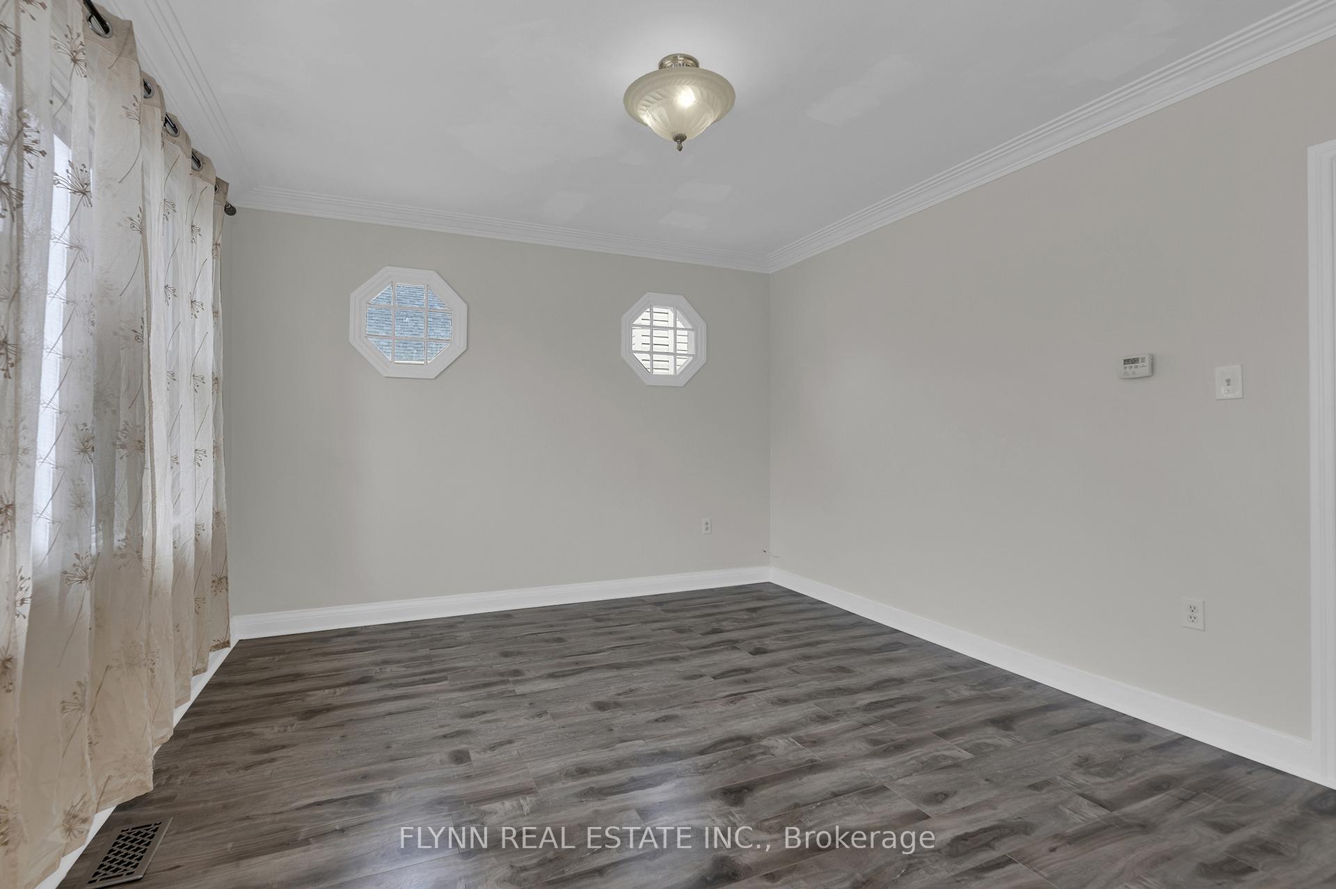 Photo 4 of Unit 2, 226 Westchester Avenue, St. Catharines, Oakdale — HOMEH