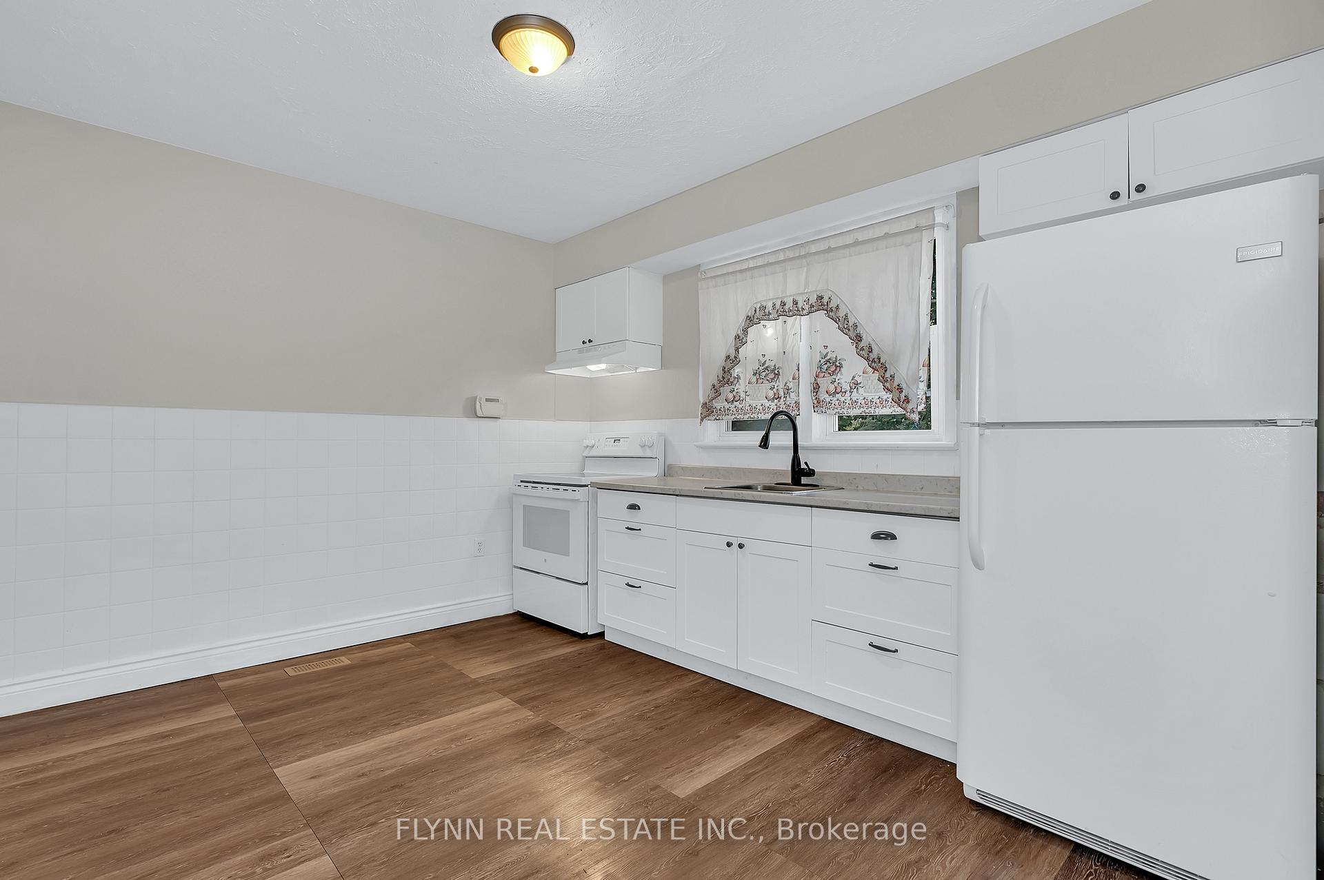 Photo 7 of Unit 2, 226 Westchester Avenue, St. Catharines, Oakdale — HOMEH
