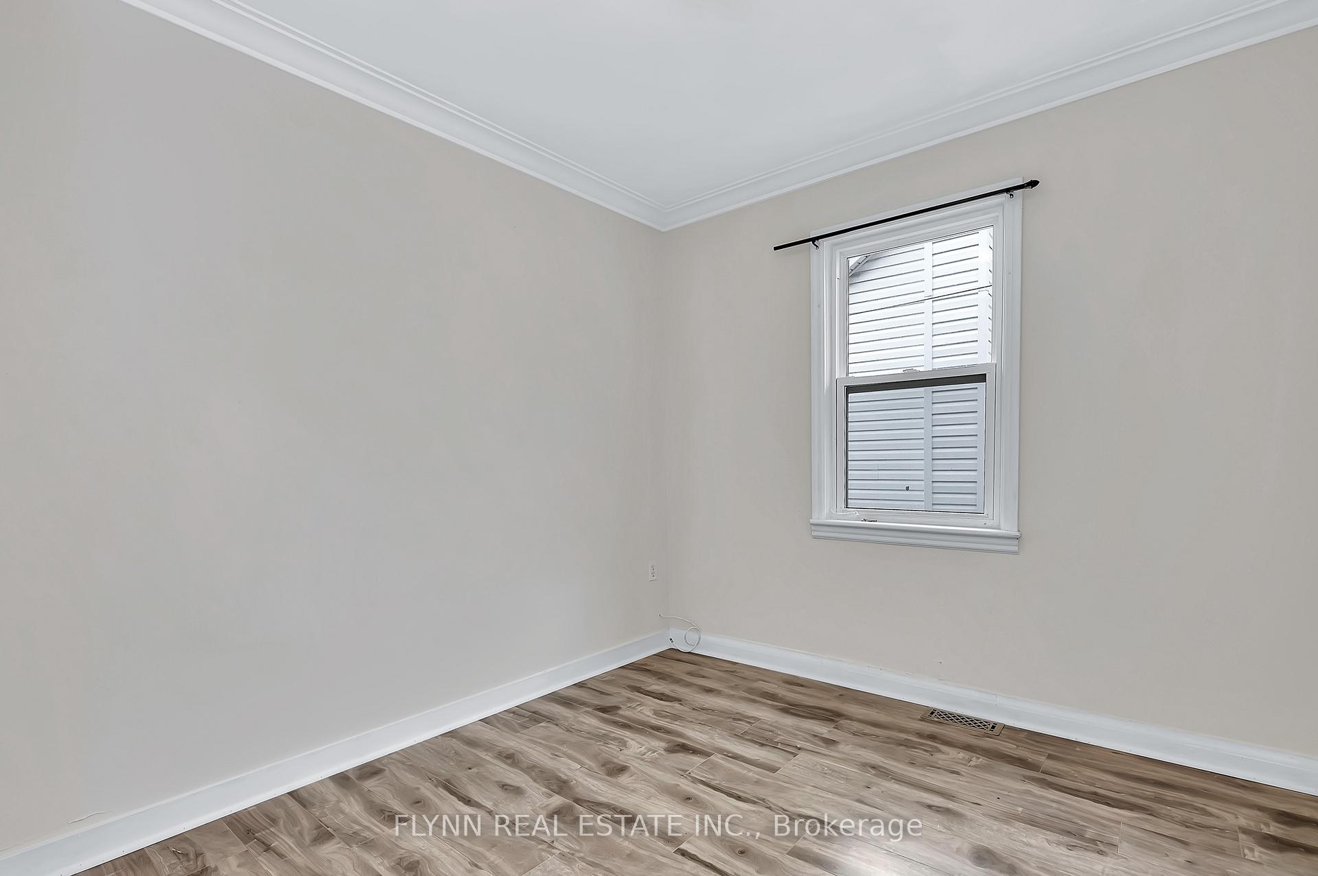 Photo 11 of Unit 2, 226 Westchester Avenue, St. Catharines, Oakdale — HOMEH