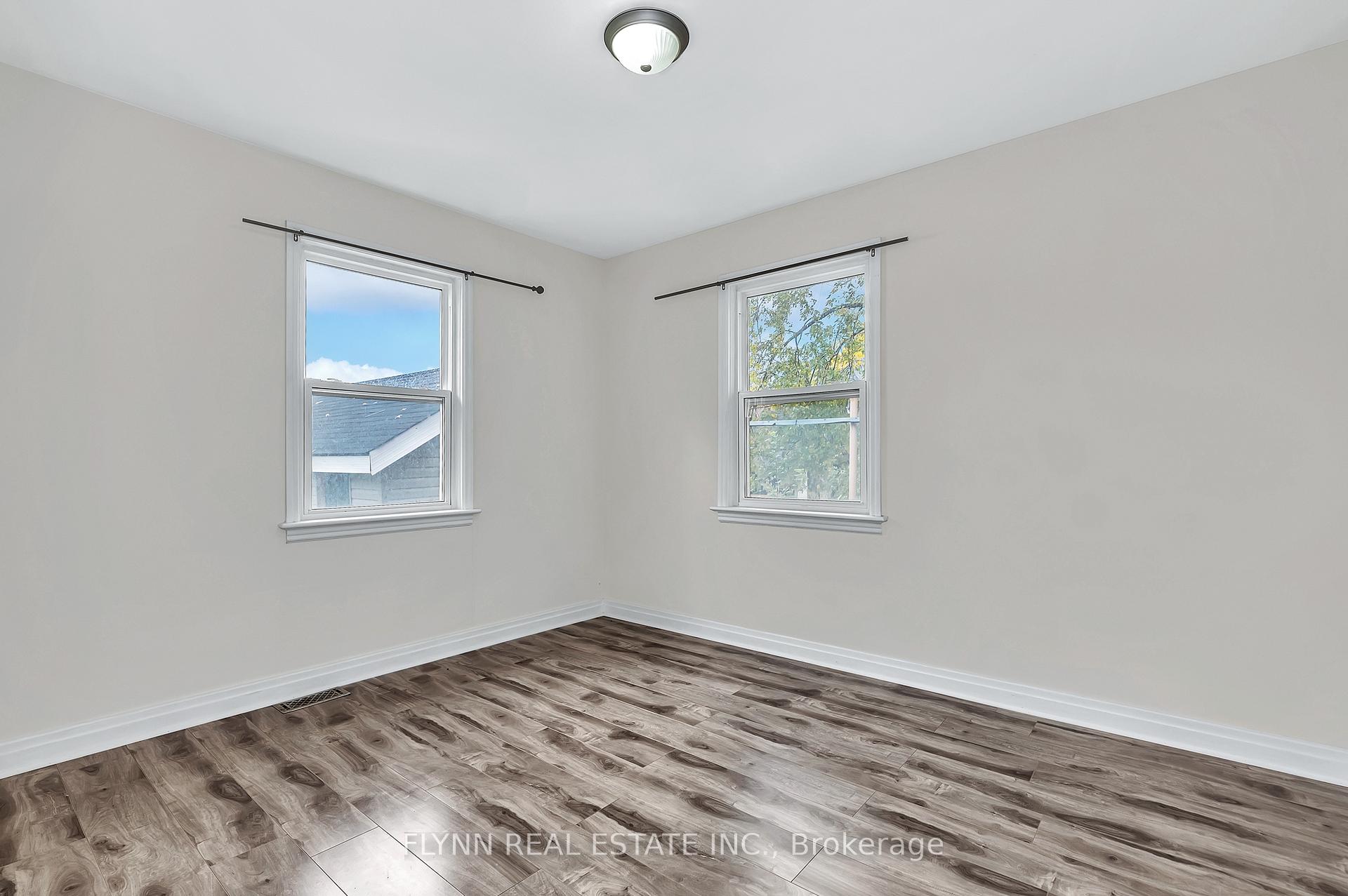 Photo 13 of Unit 2, 226 Westchester Avenue, St. Catharines, Oakdale — HOMEH