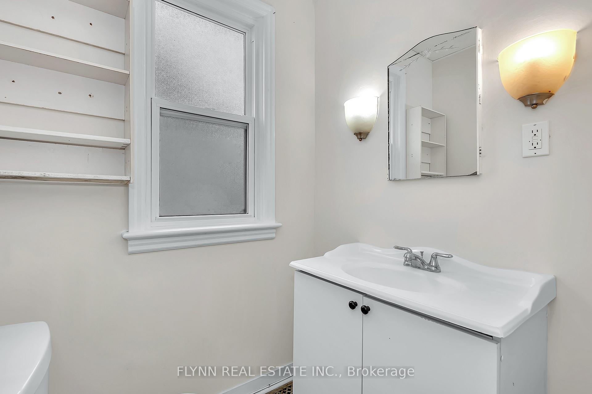 Photo 15 of Unit 2, 226 Westchester Avenue, St. Catharines, Oakdale — HOMEH