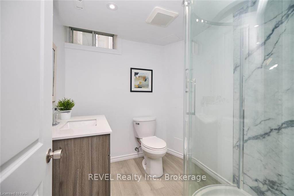 Photo 36 of 110 Strada Boulevard, St. Catharines, Rykert/Vansickle — HOMEH