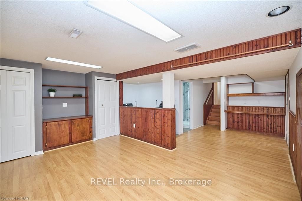 Photo 34 of 110 Strada Boulevard, St. Catharines, Rykert/Vansickle — HOMEH