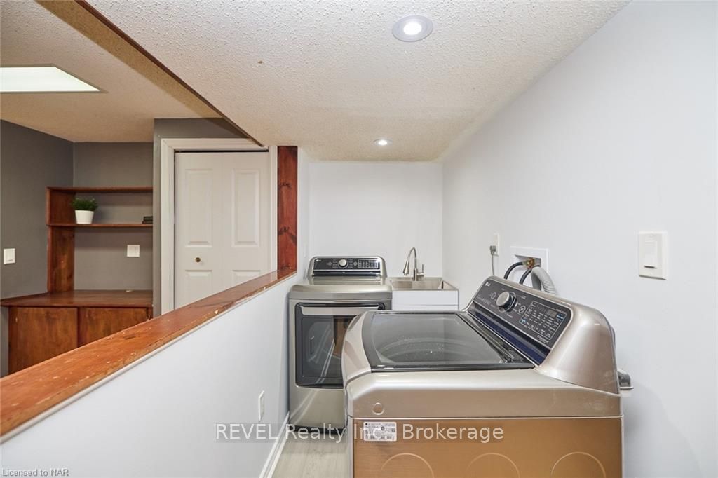 Photo 35 of 110 Strada Boulevard, St. Catharines, Rykert/Vansickle — HOMEH