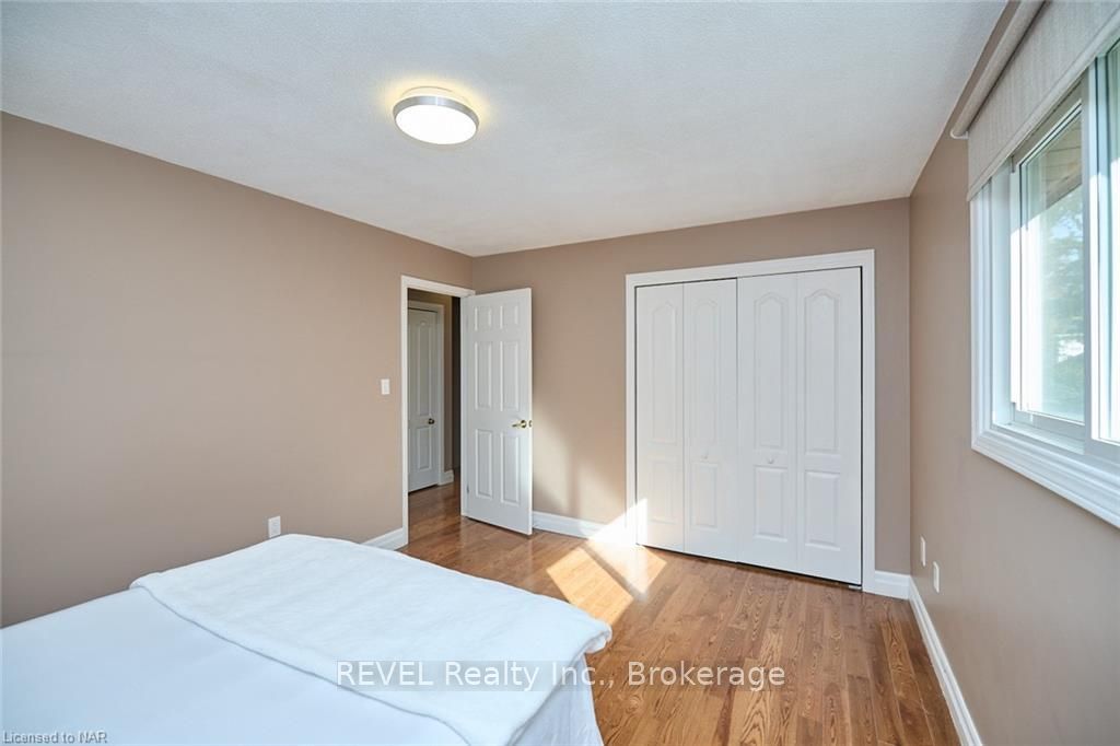 Photo 19 of 110 Strada Boulevard, St. Catharines, Rykert/Vansickle — HOMEH