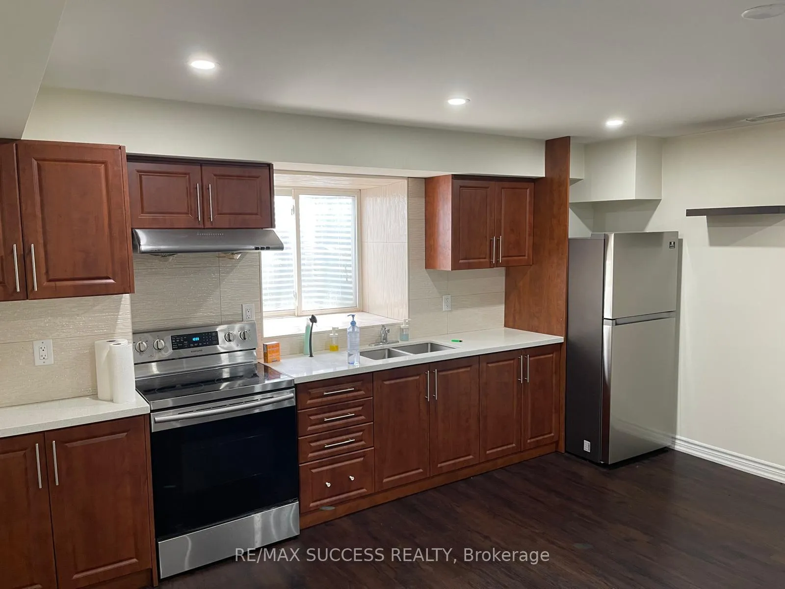 Photo 5 of 3 Aries Street, Brampton, Credit Valley — HOMEH