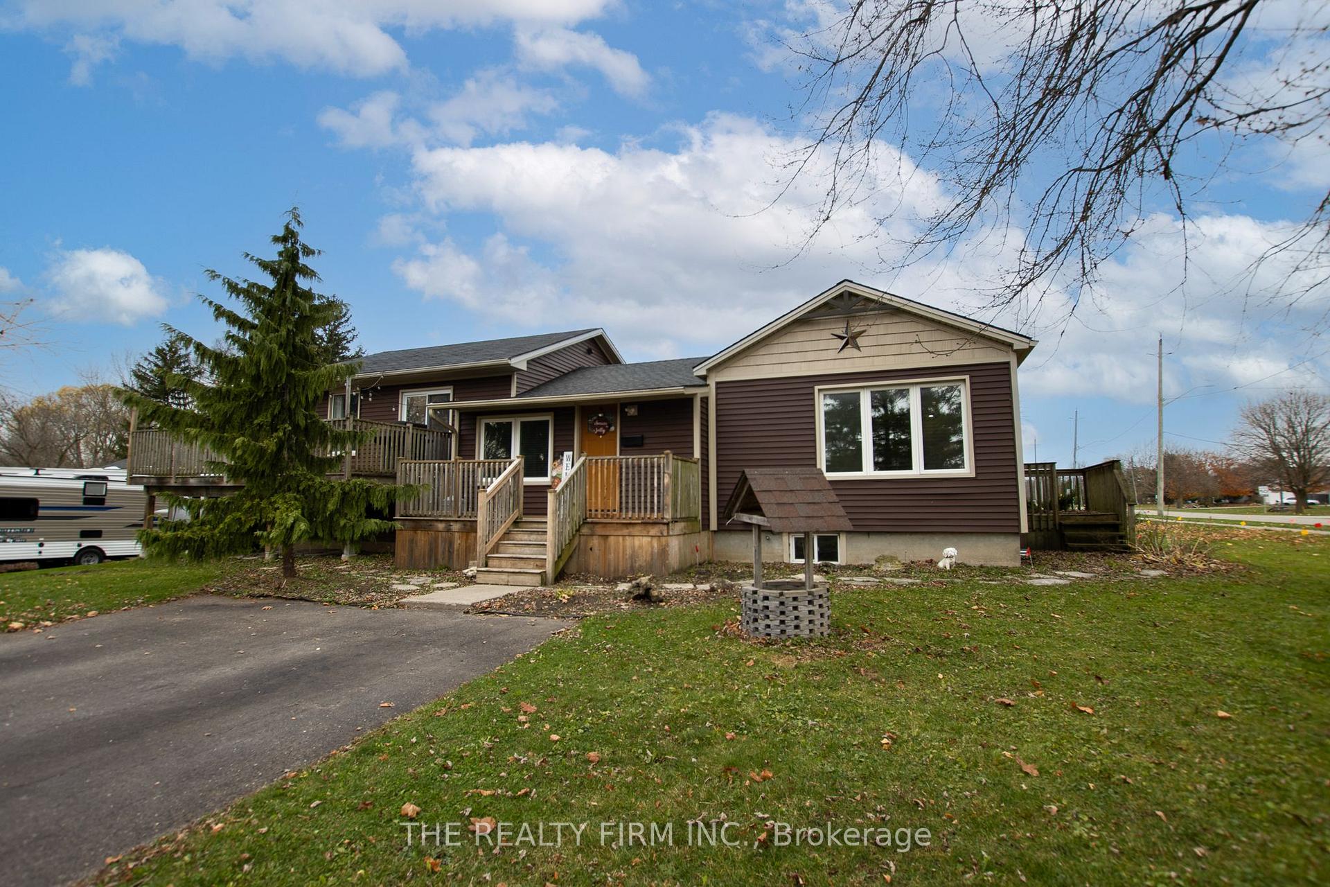 Photo 2 of 11743 Springfield Road, Malahide, Springfield — HOMEH