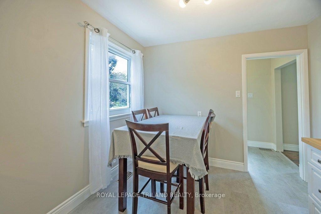 Photo 6 of 163 First Avenue, St. Thomas — HOMEH