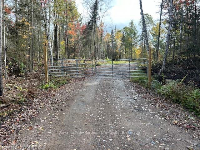 Front of 1300 Papineau Road