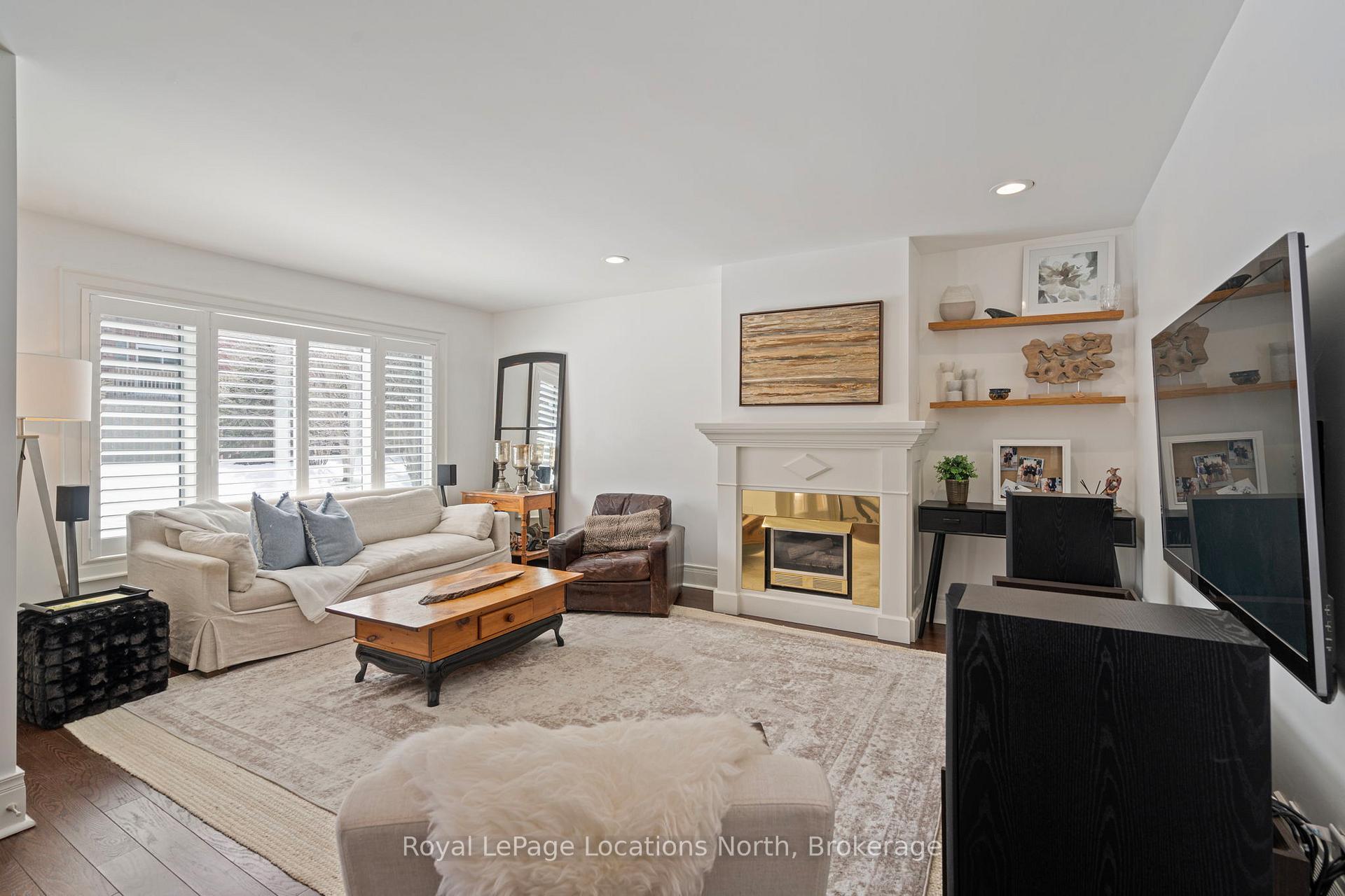 Photo 12 of 60 Lockhart Road, Collingwood — HOMEH