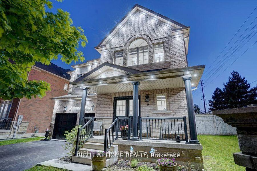 Photo 5 of 2 Frobischer Drive, Brampton, Sandringham-Wellington North — HOMEH