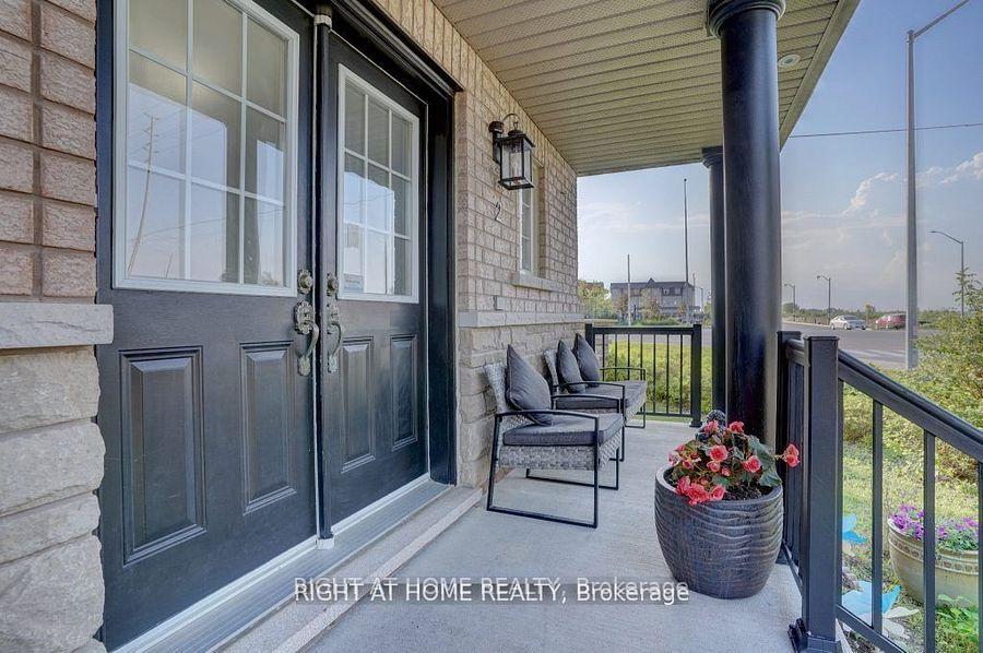 Photo 32 of 2 Frobischer Drive, Brampton, Sandringham-Wellington North — HOMEH