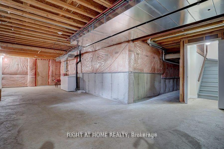 Photo 37 of 2 Frobischer Drive, Brampton, Sandringham-Wellington North — HOMEH