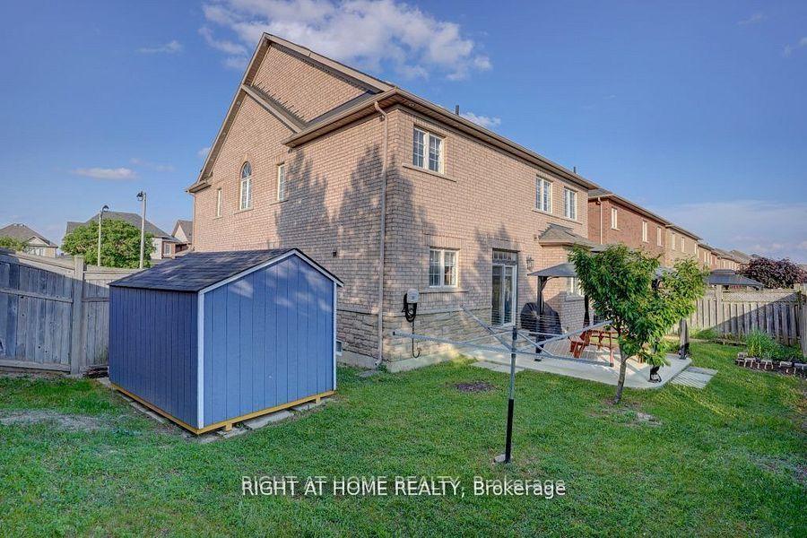 Photo 38 of 2 Frobischer Drive, Brampton, Sandringham-Wellington North — HOMEH