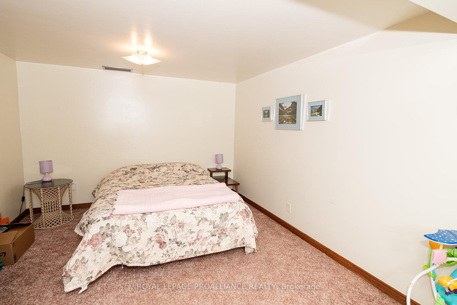 Photo 17 of 583 Victoria Avenue, Belleville, Belleville Ward — HOMEH