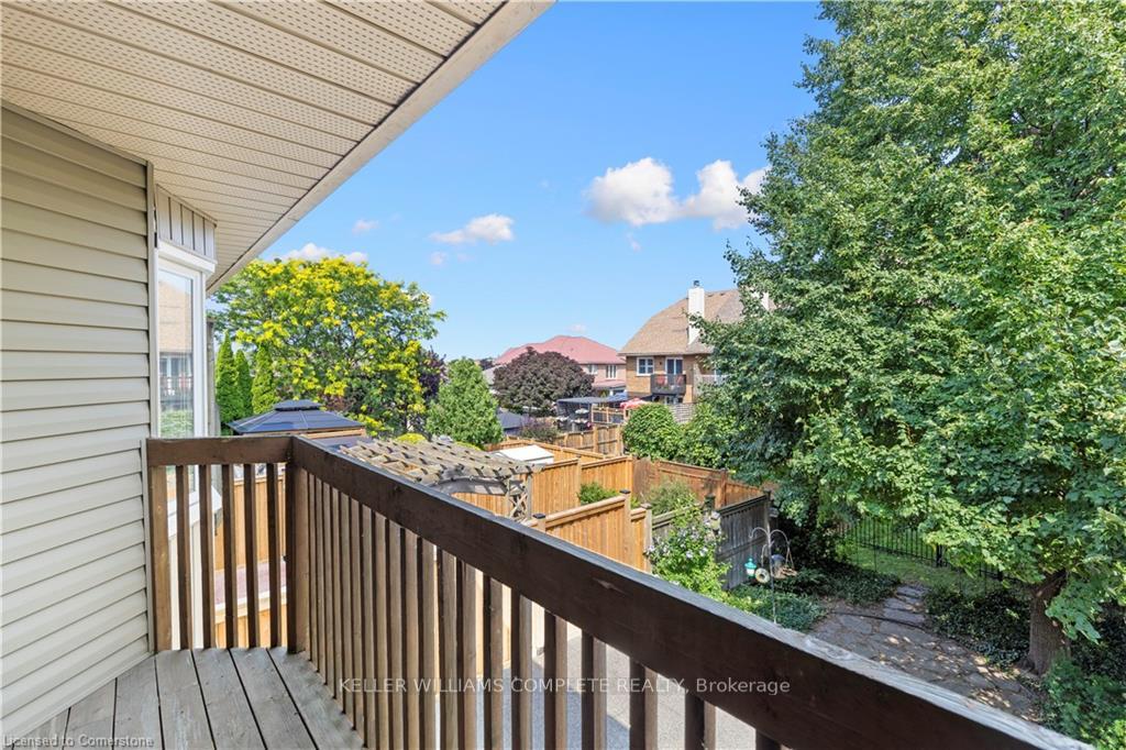 Photo 28 of 11 Waterford Crescent, Hamilton, Lakeshore — HOMEH