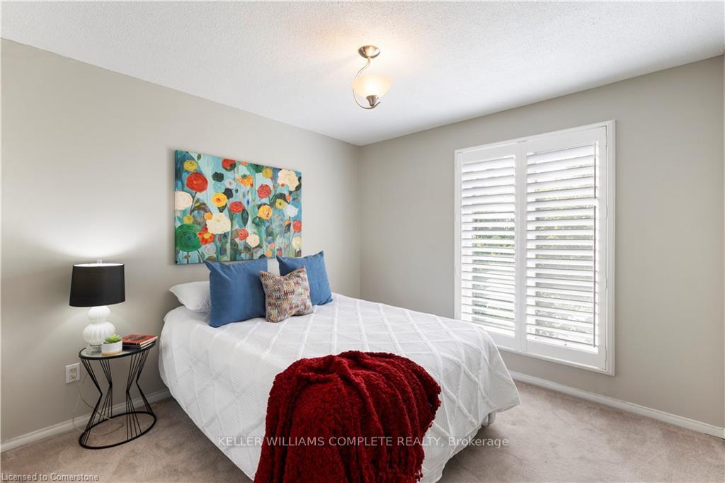Photo 30 of 11 Waterford Crescent, Hamilton, Lakeshore — HOMEH