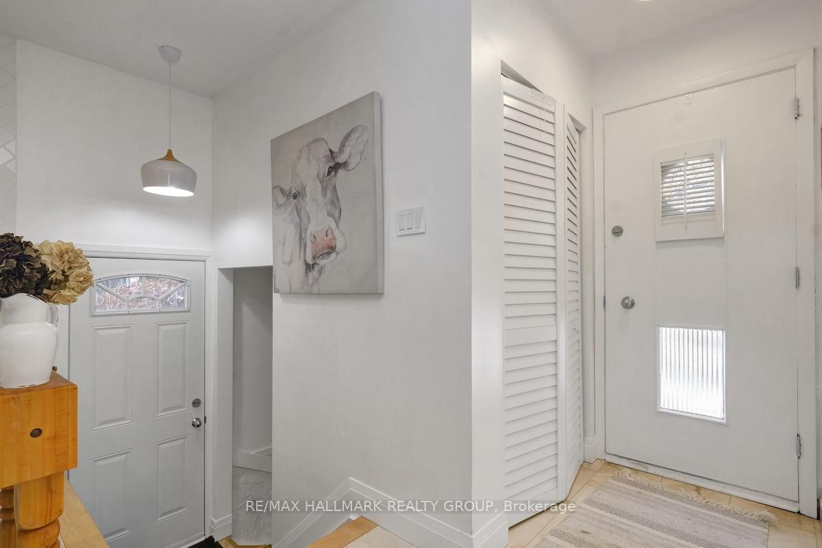 Photo 9 of 2424 Joliffe Street, Ottawa, Hawthorne Meadows — HOMEH