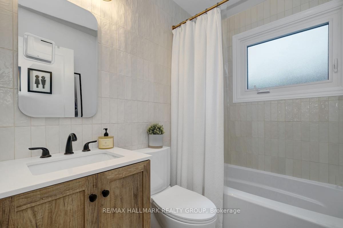 Photo 16 of 2424 Joliffe Street, Ottawa, Hawthorne Meadows — HOMEH