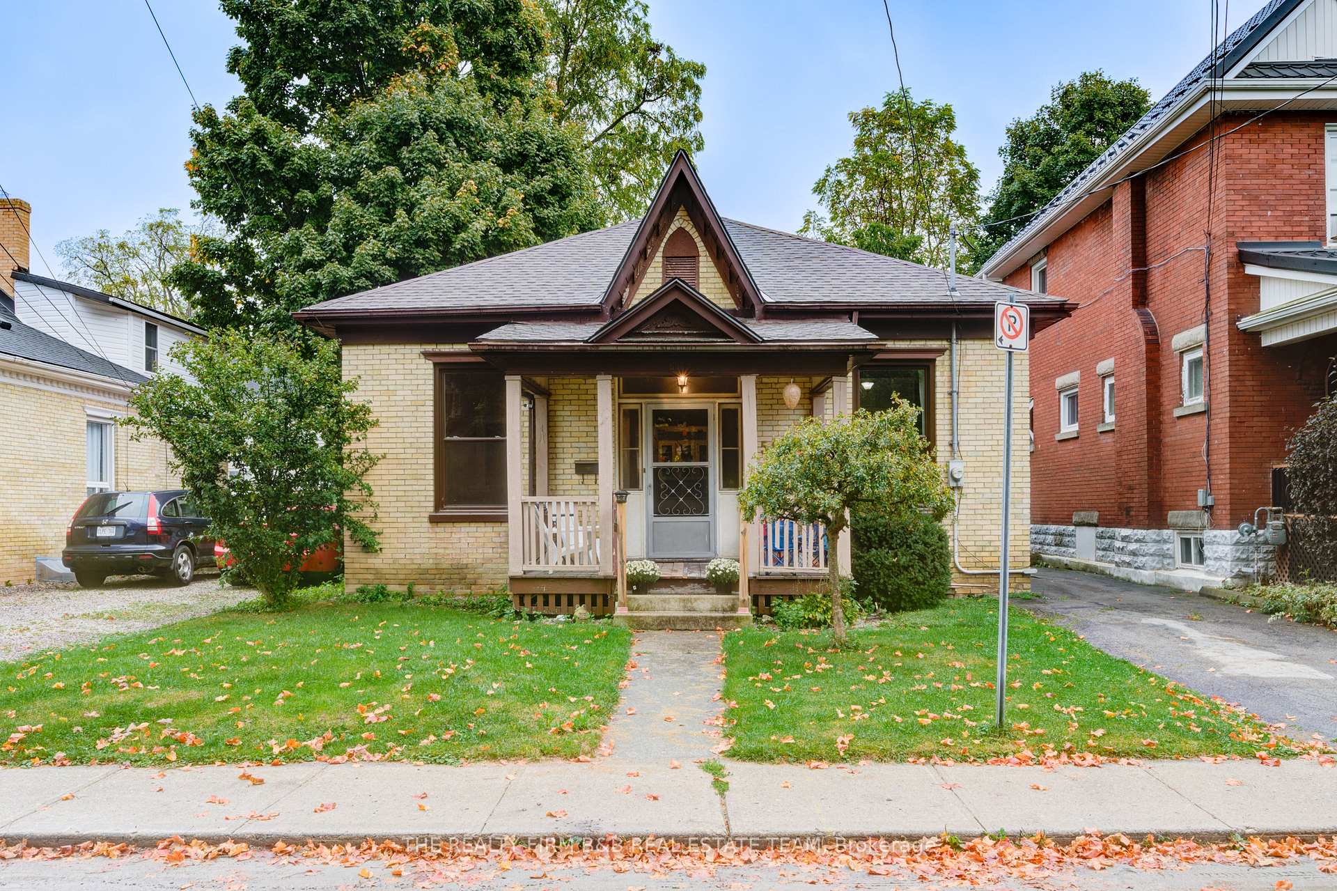 Photo 1 of 59 East Street E, St. Thomas — HOMEH