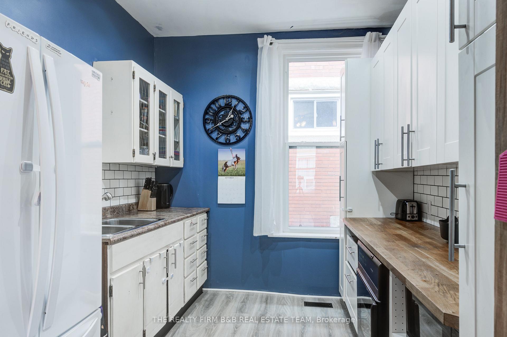 Photo 21 of 59 East Street E, St. Thomas — HOMEH