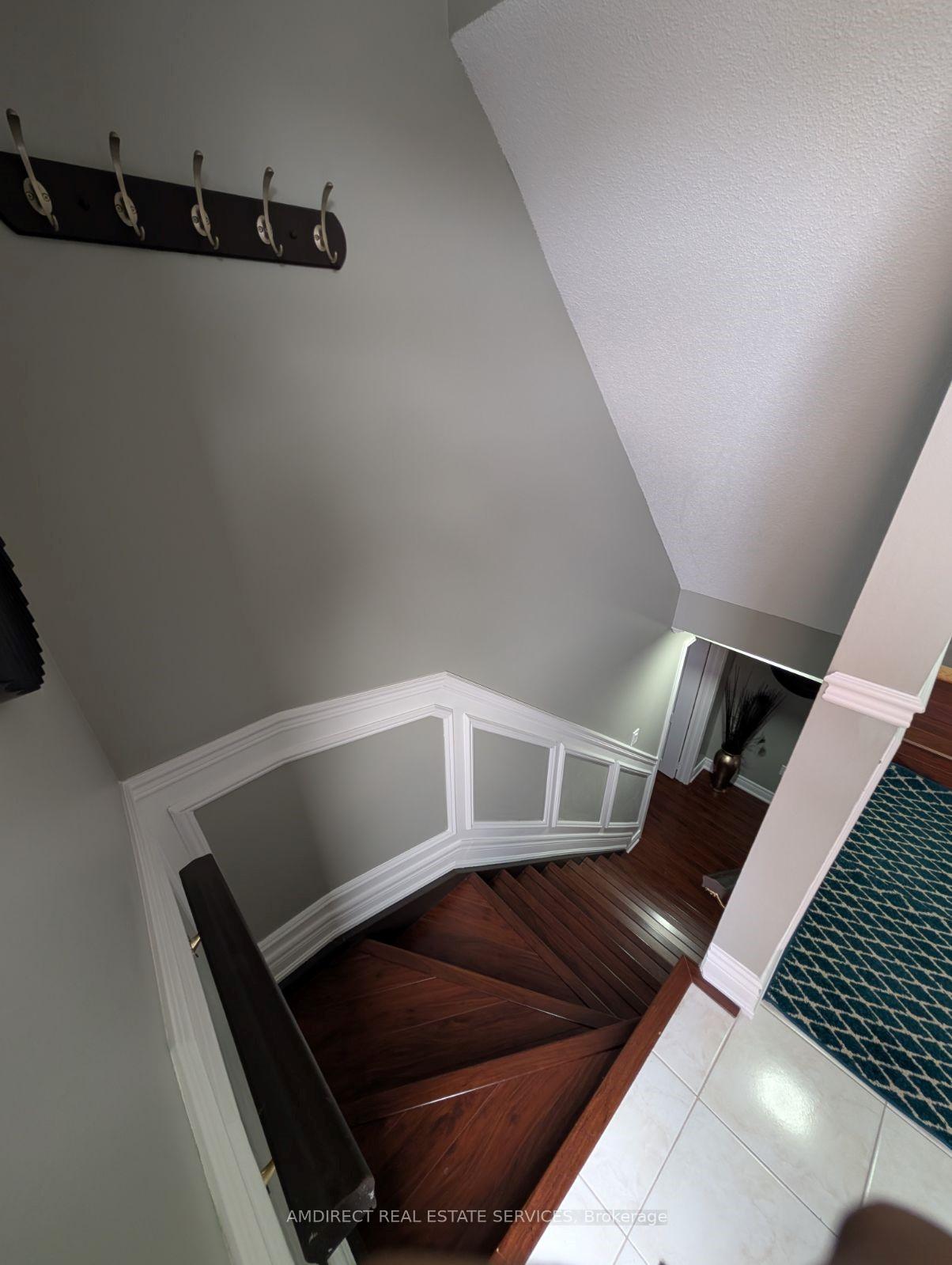 Photo 3 of 52 Gallview Lane, Brampton, Bram East — HOMEH